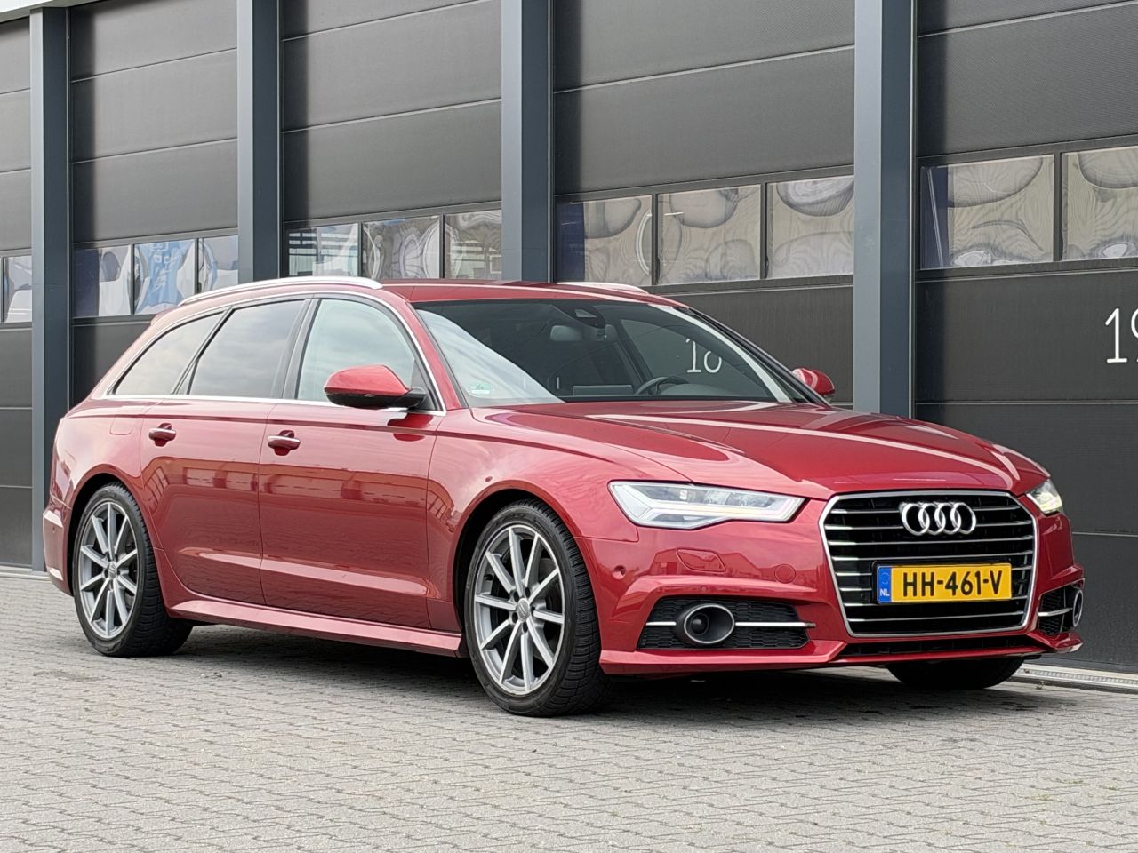 Audi A6 avant