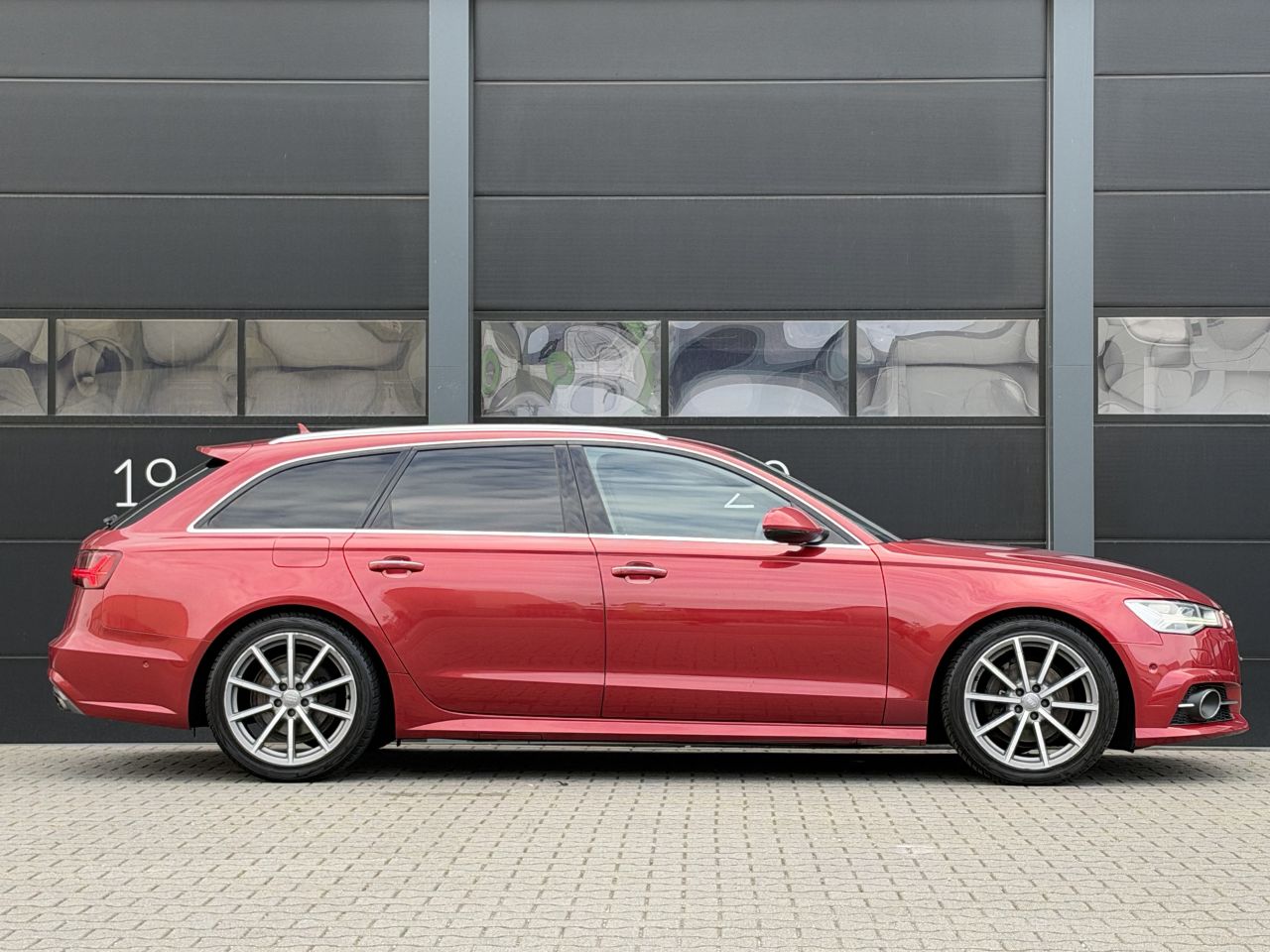 Audi A6 avant