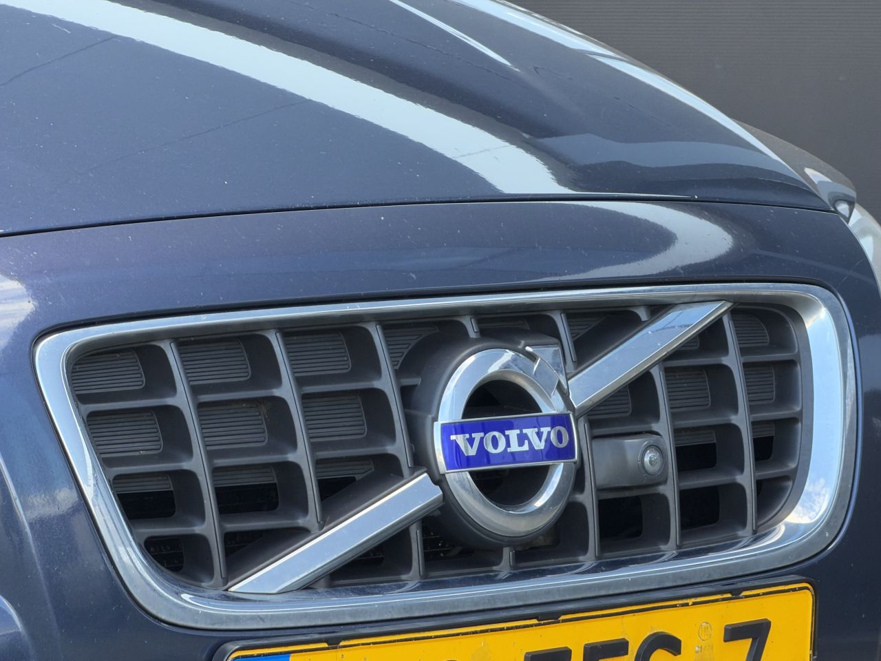 Volvo V-70