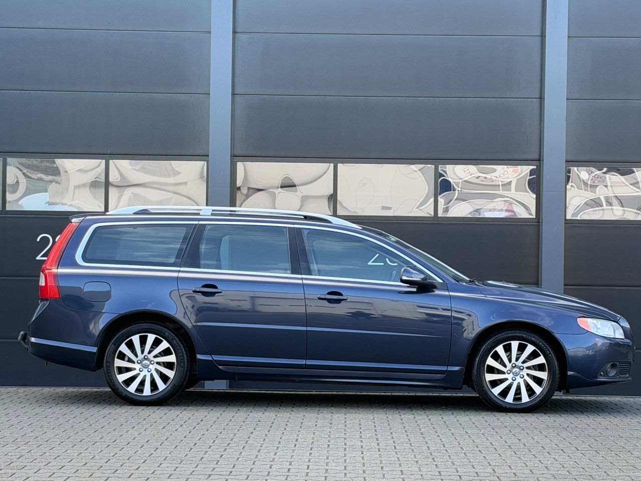Volvo V-70