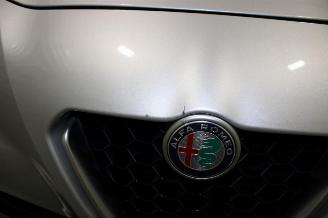 Alfa Romeo Giulia  picture 24