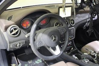 Mercedes GLA 200 picture 9
