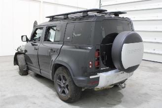 Land Rover Defender  picture 5