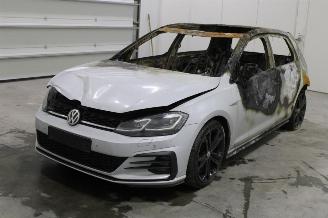 Coche siniestrado Volkswagen Golf  2018/8