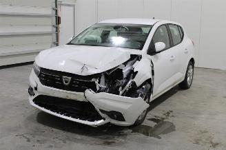 Damaged car Dacia Sandero  2022/3