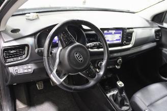 Kia Stonic  picture 11
