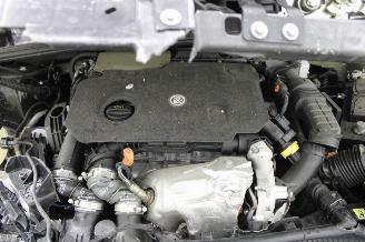 Peugeot 208  picture 14