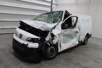 Salvage car Peugeot Expert  2024/10