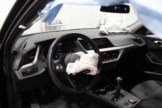 BMW 1-serie 118 picture 9