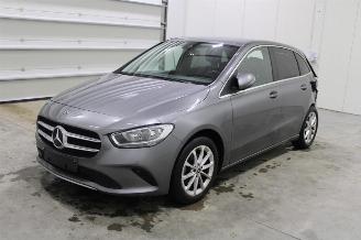 Autoverwertung Mercedes B-klasse B 180 2019/9