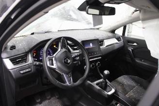 Renault Captur  picture 11