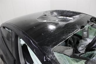 Tesla Model Y  picture 6