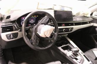 Audi A4  picture 11