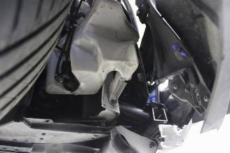 Toyota C-HR  picture 15