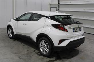Toyota C-HR  picture 4
