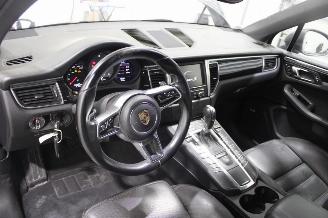 Porsche Macan  picture 10