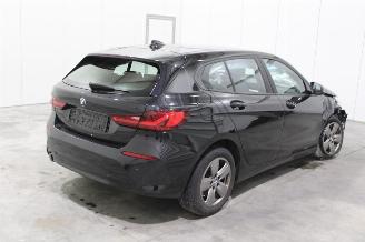 BMW 1-serie 116 picture 3