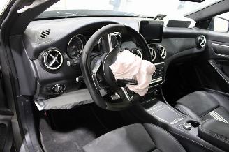 Mercedes Cla-klasse CLA 180 picture 9