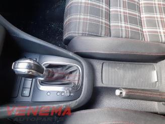 Volkswagen Golf  picture 16