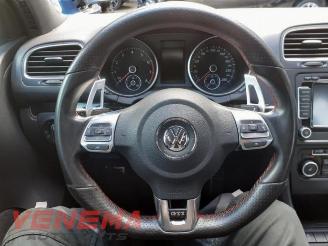 Volkswagen Golf  picture 12