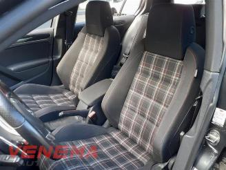 Volkswagen Golf  picture 10