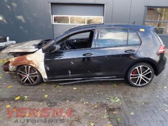 Volkswagen Golf  picture 2