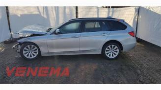 Vrakbiler auto BMW 3-serie  2014
