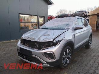 Vrakbiler auto Volkswagen T-Cross T-Cross, SUV, 2018 1.0 TSI 115 12V 2024/3