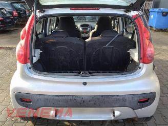Peugeot 107 107, Hatchback, 2005 / 2014 1.0 12V picture 14