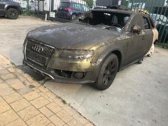 Damaged car Audi A4 allroad 2000CC  - DIESEL - 4X4 2011/5