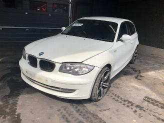 BMW 1-serie 1600CC - 90KW - BENZINE picture 6