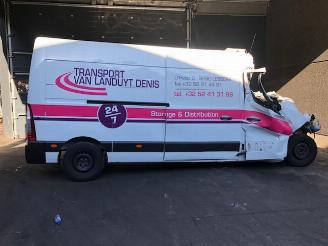 Purkuautot passenger cars Renault Master 2300cc - diesel - 120kw 2015/4