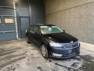 rozbiórka samochody osobowe Skoda Rapid 2015 1.4TDI 5VIT 66KW 2015/12