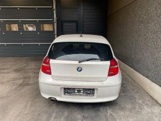 BMW 1-serie 1 serie (E87/87N) Hatchback 5-drs 2003 / 2012 picture 5