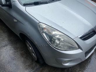 Hyundai I-20 Hatchback 2008 / 2015 1.4i 16V Hatchback  Benzine 1.396cc 74kW (101pk) FWD picture 6