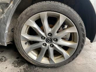 Mazda 3 (BM/BN) Hatchback 2013 / 2019 2.2 SkyActiv-D 150 16V Hatchback  Diesel 2.191cc 110kW (150pk) FWD 2013-09/2016-08 picture 10