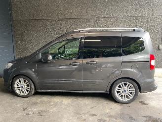 Ford Tourneo Courier 2020 1.5 16V Diesel 73Kw picture 3