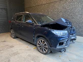 Coche siniestrado Ssang yong XLV XLV SUV 1.6 e-XGi 16V 2WD SUV  Benzine 1.597cc 94kW FWD 2017/5