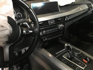 BMW X5 (F15) HYBRIDE SUV 2013 / 2018 xDrive 40e PHEV 2.0 SUV Elektrisch Benzine 1.997cc 155kW picture 14