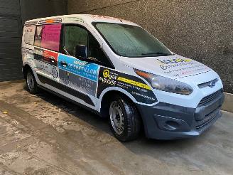 Coche siniestrado Ford Tourneo Connect (PJ2) MPV 2018 1.5 TDCi ECOnetic MPV  Diesel 1.498cc 74kW (101pk) FWD 2018/7