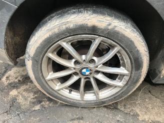 BMW 1-serie (F20) Hatchback 5-drs 2010 / 2019 114i 1.6 16V Hatchback 4Dr Benzine 1.598cc 75kW (102pk) RWD picture 18