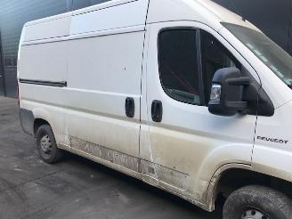 Peugeot Boxer (U9) Van 2007 2.2 HDi 100 Euro 4 Bestel  Diesel 2.198cc 74kW (101pk) FWD picture 3