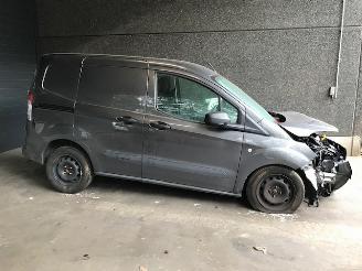 Ford Transit Courier Van 2019 1.5 TDCi 75 Bestel  Diesel 1.499cc 55kW (75pk) FWD picture 2