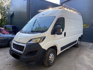 damaged passenger cars Peugeot Boxer (U9) Van 2019 2.0 BlueHDi 160 Bestel  Diesel 1.997cc 120kW (163pk) FWD 2019/3