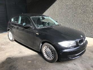 Démontage voiture BMW 1-serie (E81) Hatchback 3-drs 2006 / 2012 116i 1.6 16V Hatchback 4Dr Benzine 1.596cc 90kW (122pk) RWD 2009/6