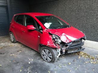 Damaged car Hyundai Ix20 (JC) SUV 2014 1.4i 16V LPG SUV   1.396cc 66kW (90pk) FWD 2014/6