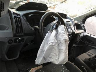 Ford Transit  picture 6