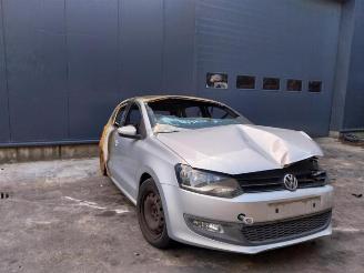 Damaged car Volkswagen Polo  2011/9