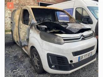 Salvage car Citroën Jumpy Jumpy, Van, 2016 2.0 Blue HDI 145 2023/1