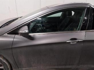 Hyundai I-40  picture 5